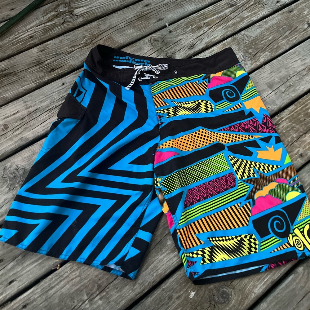 Men's Volcom Swim Trunks Vibrant Blue & Neons Multi-Print Board Shorts Large
